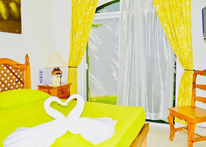 Villa Gorgeous 22 People With Pool Playacar Phase 2